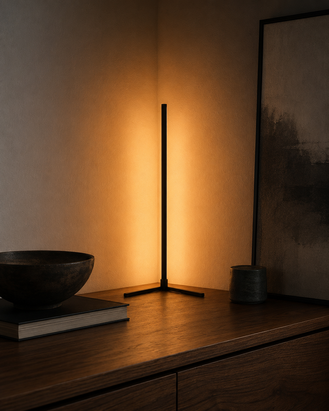 Linea Corner Lamp