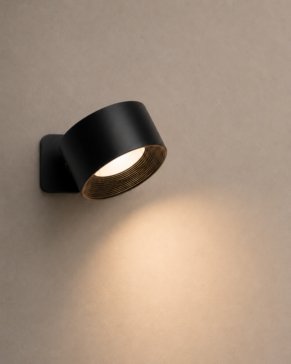 Mira Wall lamp