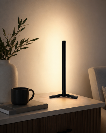 Linea Corner Lamp